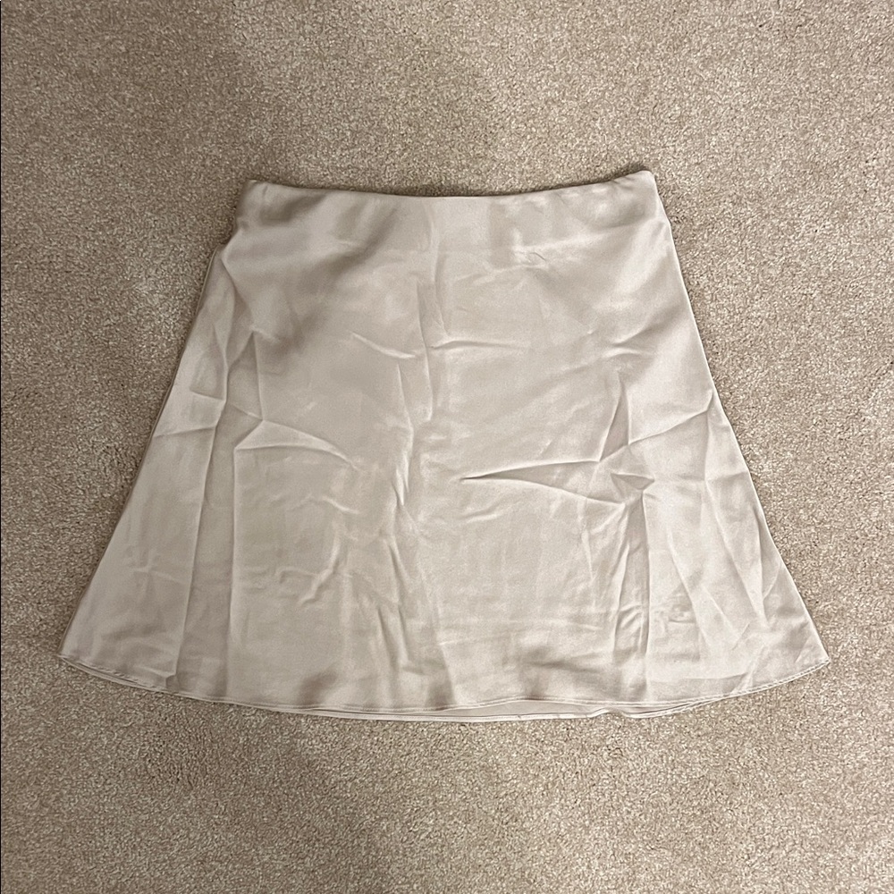 Elegant Quince Champagne Women's Mini Silk Skirt